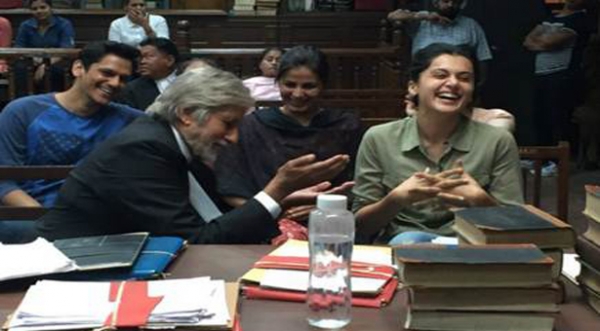 धोनी की फिल्म के सामने भी खूब कमा रही पिंक