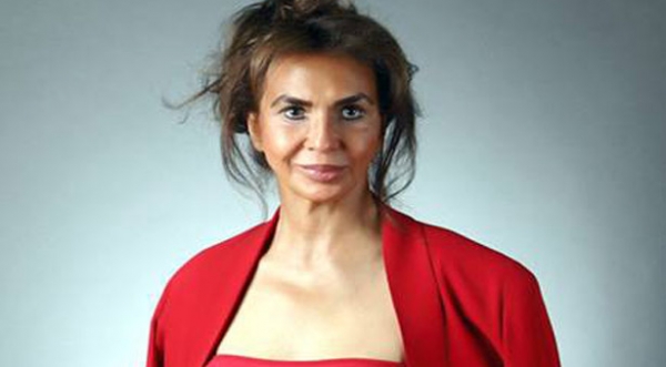 आदि गोदरेज की पत्‍नी परमेश्‍वर का निधन