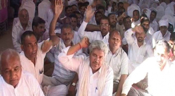 सिरसा : डिपो होल्डर्स ने सरकार के खिलाफ की नारेबाजी