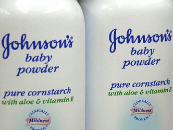 जॉनसन एंड जॉनसन ने लगाई जुर्माने की हैट्रिक, महिला को देगी 467 करोड़