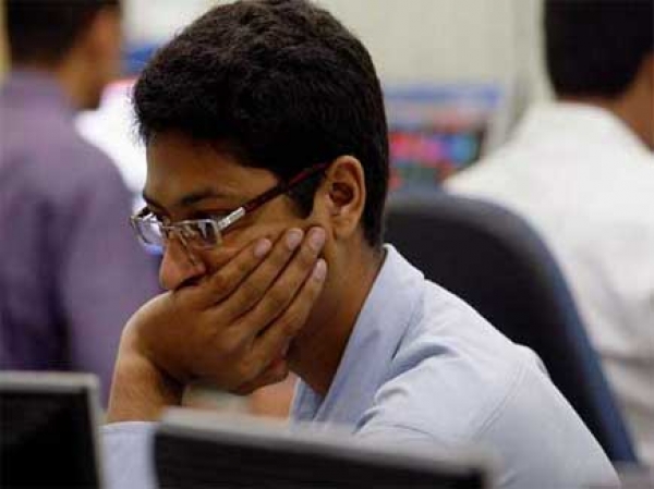 सेंसेक्स में 200 अंकों से ज्यादा की गिरावट