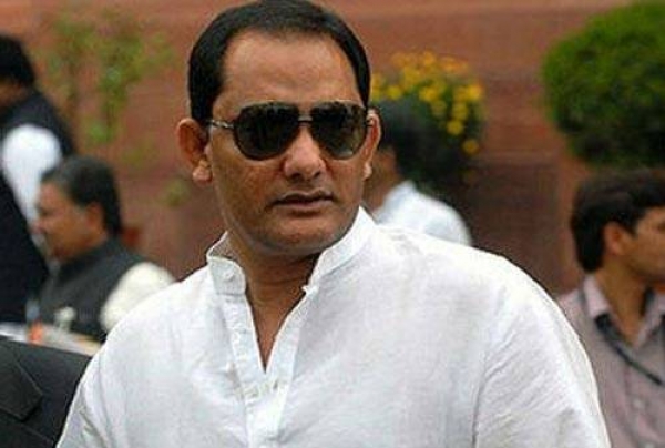 क्रिकेट की राजनीति में अब कदम रखने की तैयारी में हैं अजहरूद्दीन