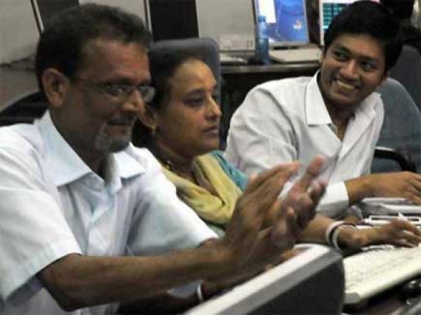 सेंसेक्स में 150 अंकों की तेजी, निफ्टी ने पार किया 8300 का स्तर