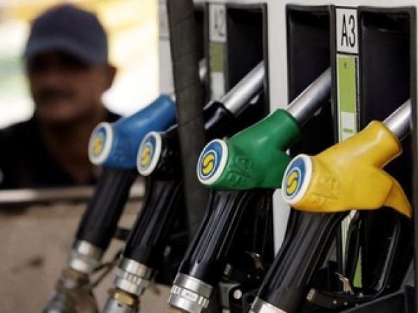 पेट्रोल 42 पैसे और डीजल 1.03 रुपये महंगा, 6 हफ्तों में 4 बार बढ़े दाम