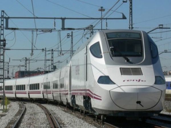 200 किलोमीटर रफ्तार वाली टेल्गो ट्रेन पर स्पेन के साथ बनी सहमति