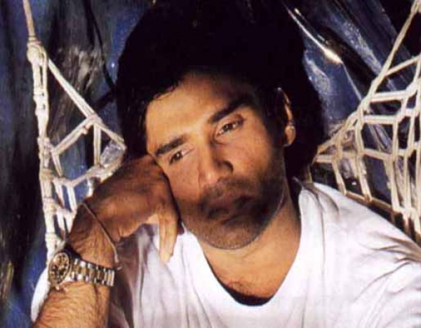 सुनील शेट्टी के पिता नहीं रहे, शोक में पहुंची बॉलीवुड हस्तियां