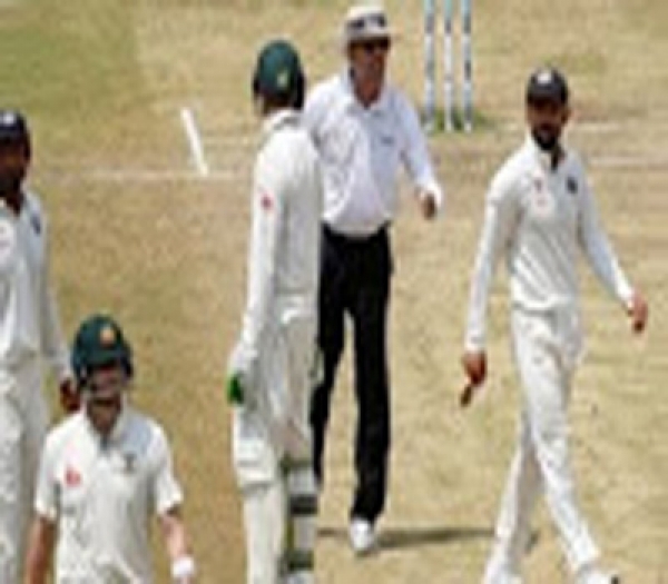 सरेआम अम्पायर के सामने कोहली ने किया स्मिथ के लिए अभद्र भाषा का प्रयोग