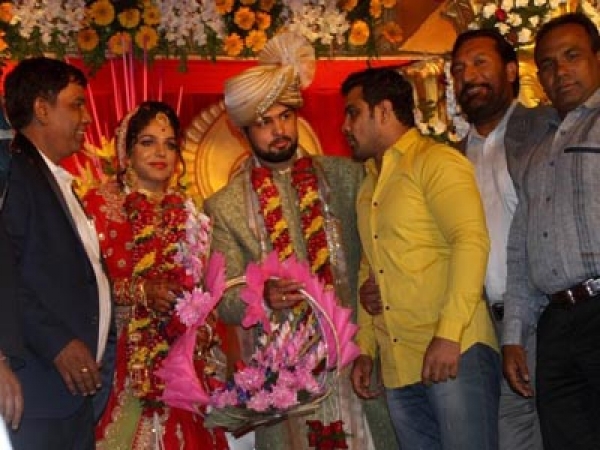 साक्षी बन गईं सत्यव्रत की दुल्हन