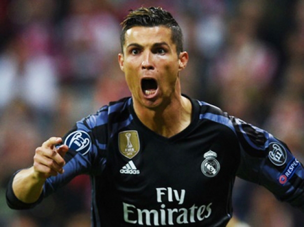 रोनाल्डो ने रचा इतिहास यूरोपियन टूर्नामेंट्‍स में दागा 100वां गोल 