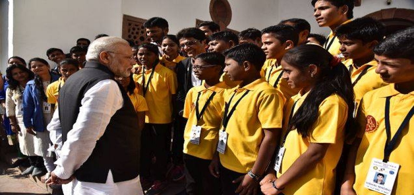 पी.एम मोदी ने दिए छात्रों को परीक्षा के टिप्स।