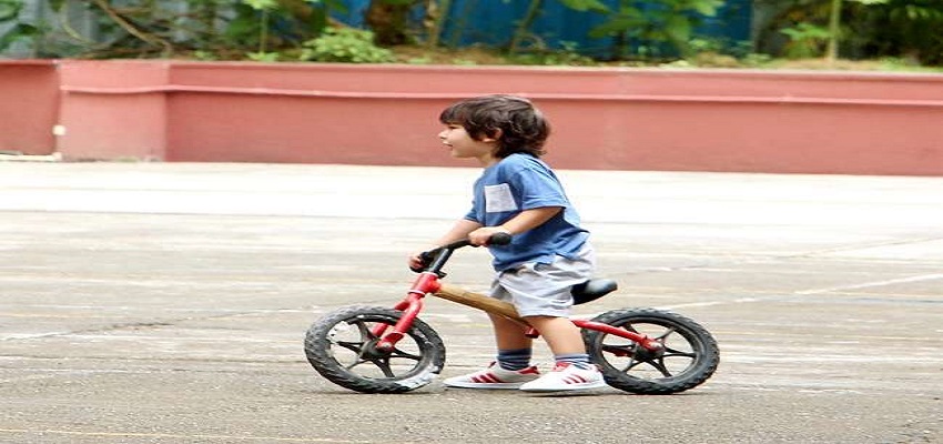 तैमूर का स्पोर्टी लुक आया सामने