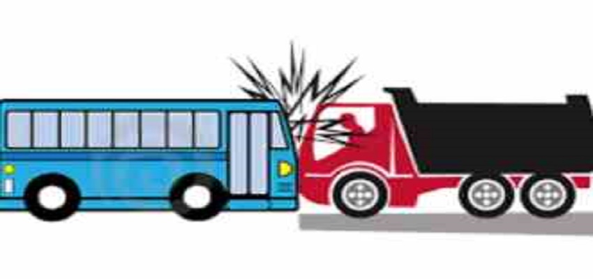 नाइजीरिया में बस और ट्रक की भिडंत