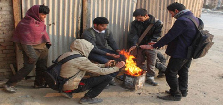 जम्मू कश्मीर में कड़ाके की ठंड