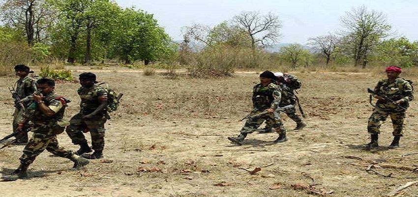झारखंड- सीआरपीएफ जवानों के बीच अब हुई गोलीबारी