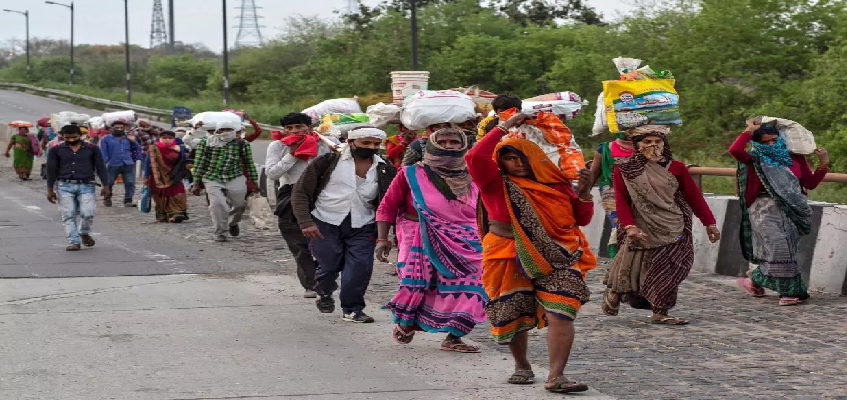 Workers In Maharastra: महाराष्ट्र सरकार राज्य में फंसे हुए मजदूरों को भेजेगी घर, तैयारी शुरू