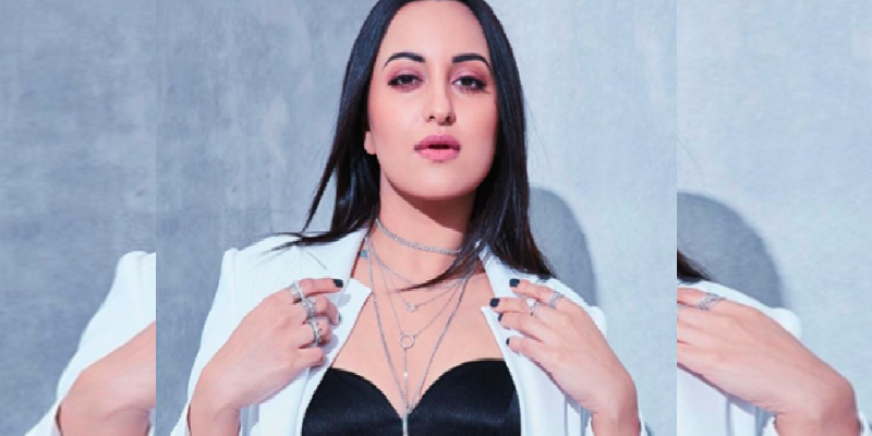 Sonakshi Sinha Fraud Case:  सोनाक्षी सिन्हा पर दाखिल हुई चार्जशीट, एक साल बाद दोबारा खुला मामला