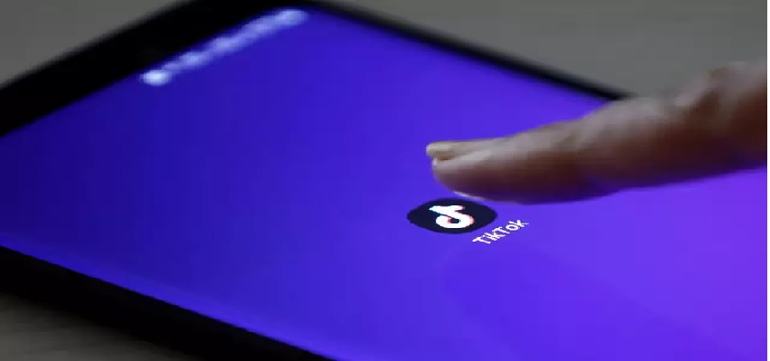 Chinese Apps Ban: चीन के साथ तनाव के बीच केन्द्र सरकार का बड़ा फैसला, Tik Tok और Likee समेत 59 चीनी एप बैन