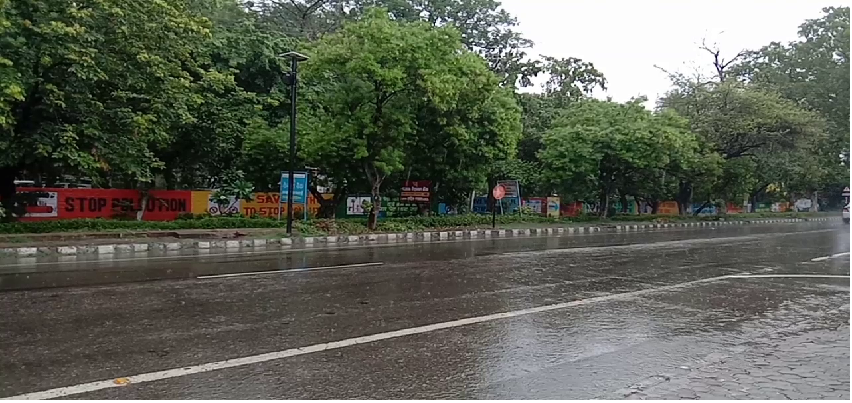 Haryana Weather Update: हरियाणा में मौसम ने बदली अचानक करवट, तेज हवाओं के साथ हुई बारिश
