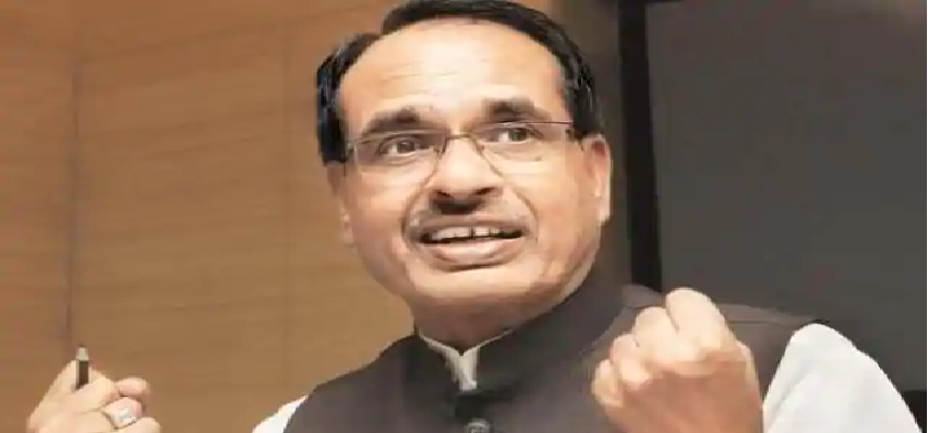 CM Shivraj Singh Family Corona Test: मध्य प्रदेश के सीएम शिवराज के परिवार का हुआ कोरोना टेस्ट, पत्नी और बेटों की रिपोर्ट नेगेटिव
