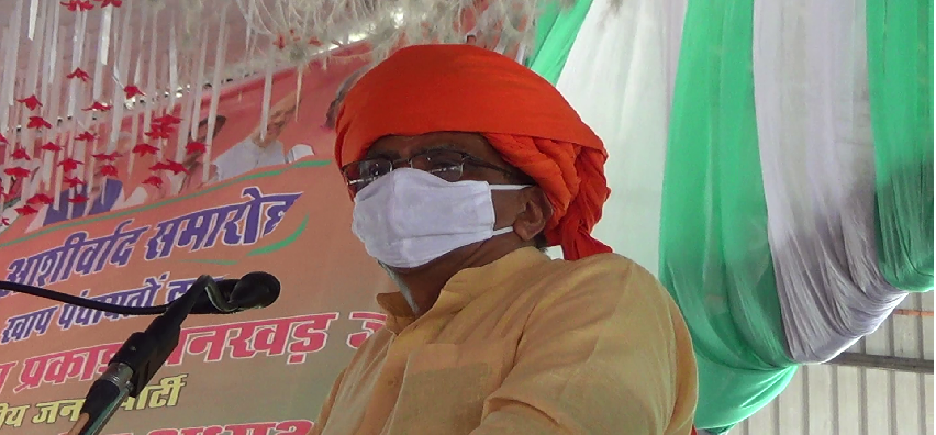 OP Dhankhar Statement: अभिनंदन समारोह में बोले ओपी धनखड़- बीजेपी गरीब घर के बच्चों को बनाती है मुख्यमंत्री