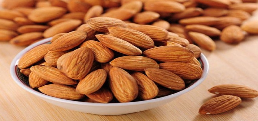 Health benefits of almond:  रोज बादाम खाना आपके लिए कितना जरूरी, जानें क्या हैं इसके फायदें