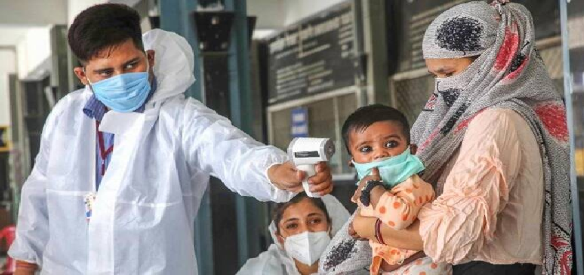 Coronavirus Updates : देश में कुल कोरोना मरीजों का आंकड़ा 30 लाख के पार, पिछले 24 घंटे में आए 70 हजार नए केस