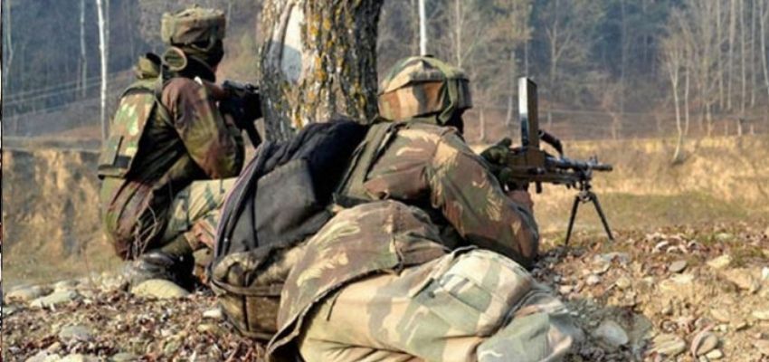 JAMMU AND KASHMIR: सुरक्षाबलों और आतंकवादियों के बीच मुठभेड़, 1 आतंकी ढेर