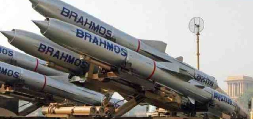 Brahmos: पाकिस्तान और चीन के लिए बुरी खबर, भारत ने किया ब्रह्मोस सुपरसोनिक क्रूज मिसाइल सफल परीक्षण