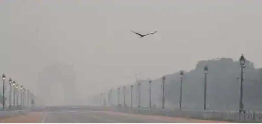 Delhi Pollution :  दिल्ली में बढ़ रहा है प्रदूषण, जानें AQI  लेवल