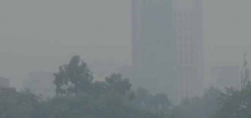 AIR POLLUTION: सावधान!  दिल्ली की हवा हुई 'खराब'