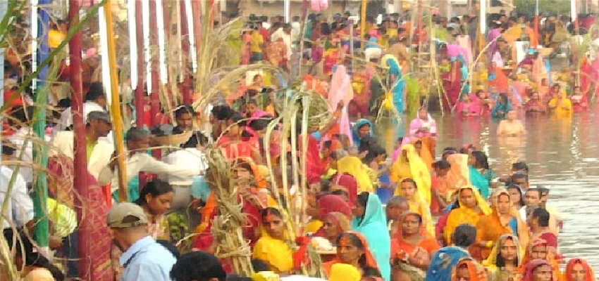 Chhath Puja Ghat: छठ पूजा के लिए घाट तैयार करते समय भूलकर भी न करें ये गलतियां