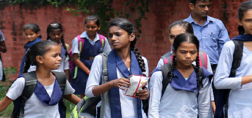महाराष्ट्र सरकार का बड़ा फैसला, 	बीएमसी के अंतर्गत आने वाले स्कूल रहेंगे 31 दिसंबर तक बंद
