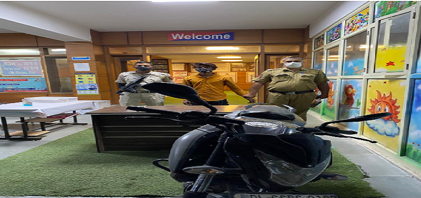 DELHI crime  : दिल्ली पुलिस की गिरफ्त में सक्रिय अपराधी, अंधेरे में देता था चोरी की वारदातों को अंजाम