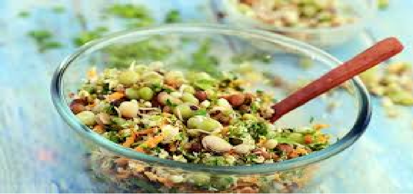 Health: अगर आपको बीमारियों से बचना है तो खाएं अंकुरित अनाज, जानें इसके फायदे