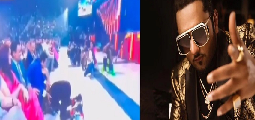 IIFA 2022: गाना गाते समय अचानक एआर रहमान के पैरों में गिरे हनी सिंह, जानें क्यों