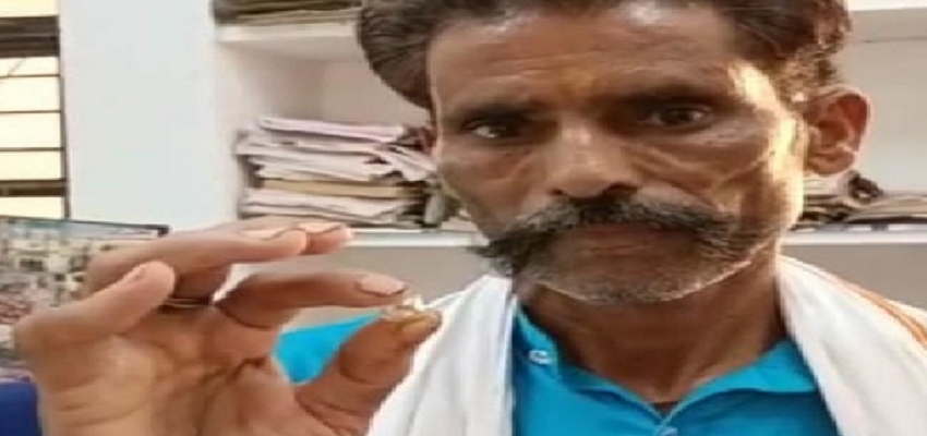 पलक झपकते ही बदल गई एक मजदूर की किस्मत, हाथ लगा करीब 70 लाख का हीरा