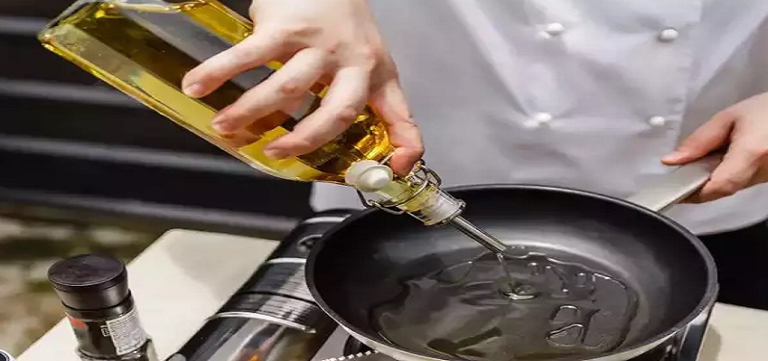 EDIBLE OIL: खाद्य तेल की कीमतों में दर्ज की गई भारी गिरावट, जानें आज के रेट