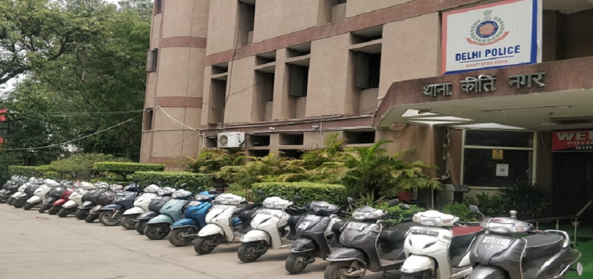 DELHI CRIME: दिल्ली पुलिस ने एक शातिर चोर को धर दबोचा, 19 चोरी की स्कूटी भी बरामद