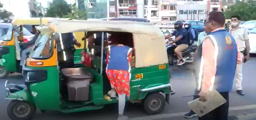 DELHI: फिल्मी स्टाइल में 50 लाख से ज्यादा की लूट, जांच में जुटी पुलिस