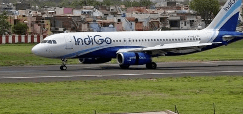 दूसरी बार इंडिगो फ्लाइट की कराची में हुई इमरजेंसी लैंडिंग, सभी यात्री सुरक्षित