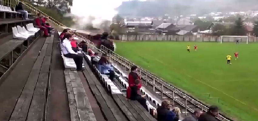 दुनिया का एक ऐसा मैदान जिसके बीचों बीच से होकर गुजरती है ट्रेन, जानें कैसे