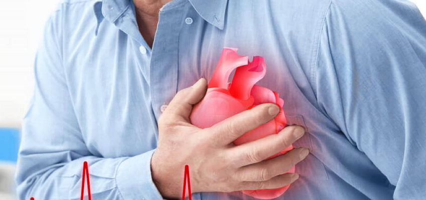 इन चीजों के सेवन से बढ़ता है हार्ट अटैक का सबसे ज्यादा खतरा