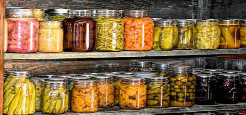 रोजाना खाना ना बनाने का महिला ने निकाला अनोखा IDEA, 8 महीने का खाना एक बार बनाकर रख देती है मां