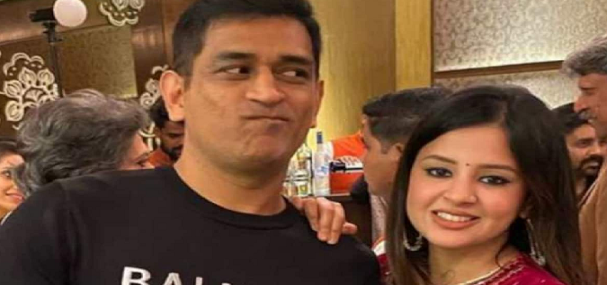 फॉलोअर्स बढ़ाने के लिए पति से भिड़ी साक्षी धोनी, कही ये बड़ी बात