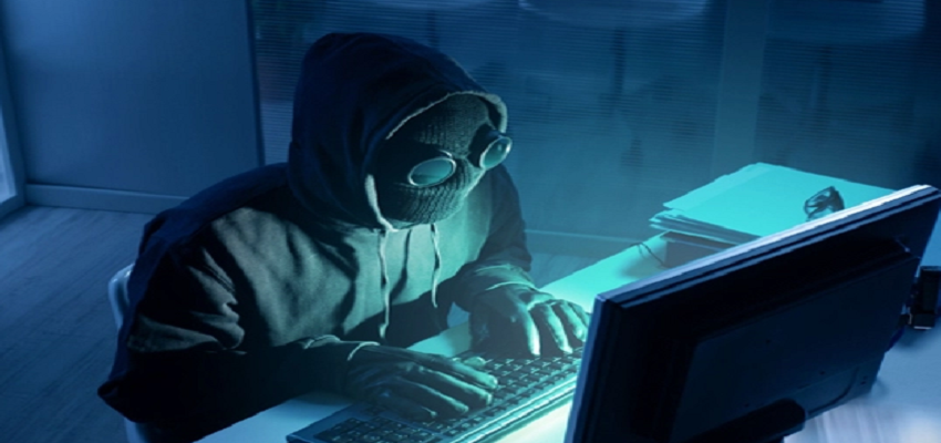 KAAM KI BAAT: क्या आपको भी है फोन HACK होने का डर? तो खुद ऐसे करे प्रोटेक्ट