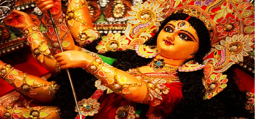 NAVRATRI 2022: इस बार नवरात्रि में कन्या पूजन की जगह करें महादान, मां दुर्गा की बरसेगी कृपा