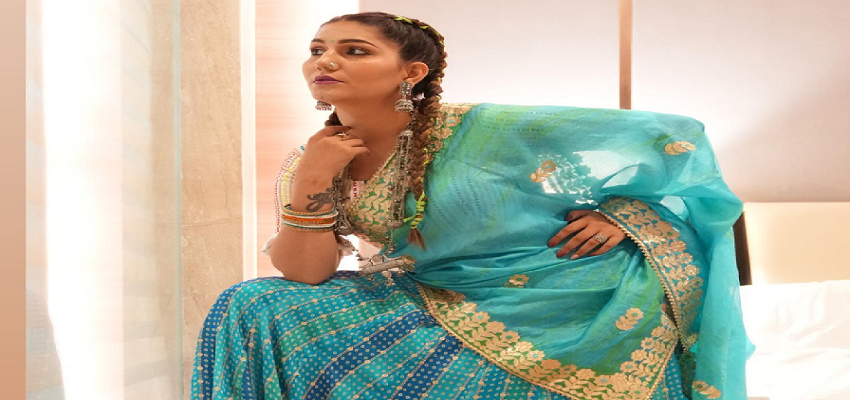 सपना चौधरी के लुक ने ढाया कहर, तस्वीरों को देख मदहोश हुए फैंस