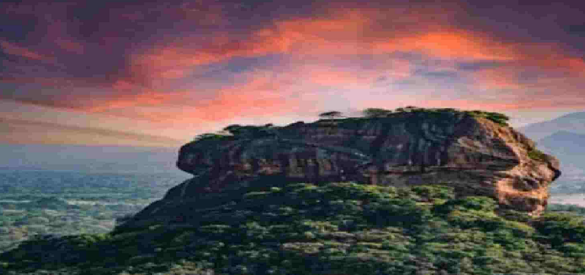 घने जंगलों के इस गुफा में रखा गया था रावण का शव, जानें रामायण से जुड़ा ये रहस्य