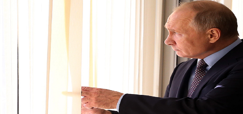 पीछे हटती सेना,देश से भागते युवक...अपने जीवन का सबसे मुश्किल जन्मदिन मना रहे है रूसी राष्ट्रपति!