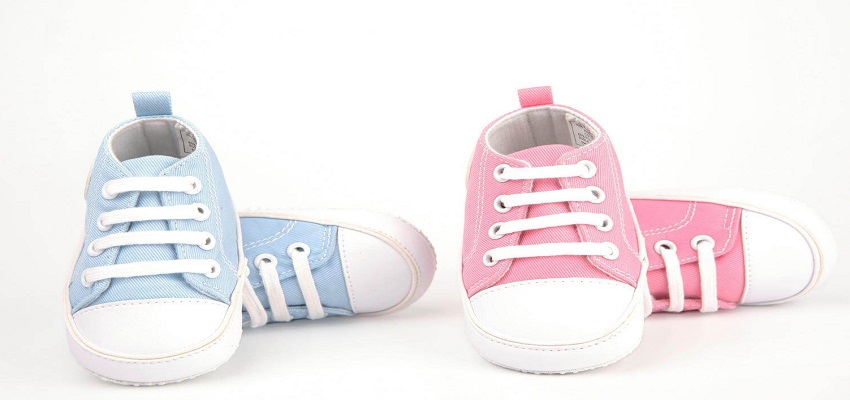 लड़कियों के लिए गुलाबी और लड़को के लिए नीला रंग ही क्यों चुना जाता है, जानें इसके पीछे का इतिहास